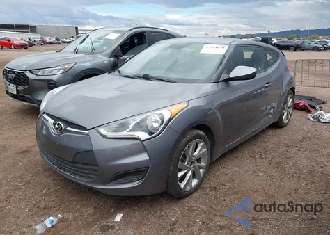 2016 Hyundai Veloster z USA, uszkodzony, nr VIN KMHTC6AD2GU270399